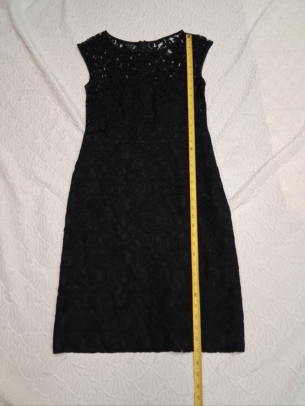 Banana Republic Black Lace Midi Dress with Cap Sleeves Size 6 Petite - Picture 12 of 17